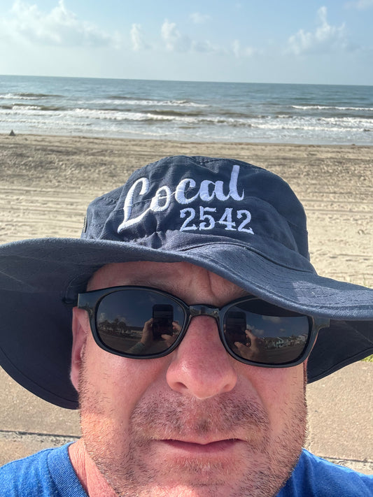 2542 Bucket Hat